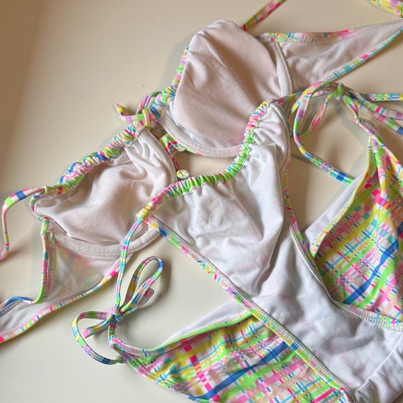 Colorful Plaid Bikini Set - Picture 2 of 4